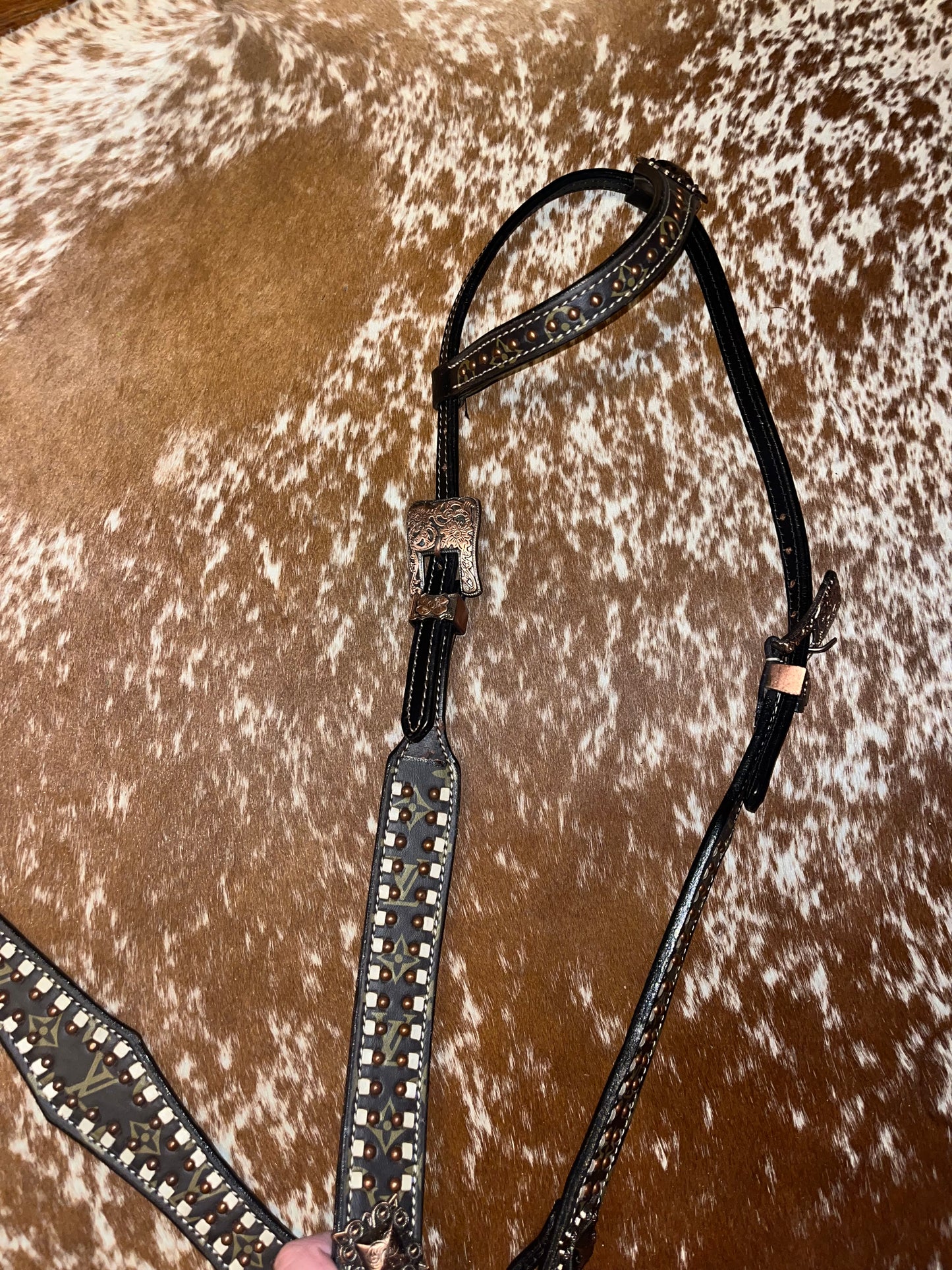 LV Tack set