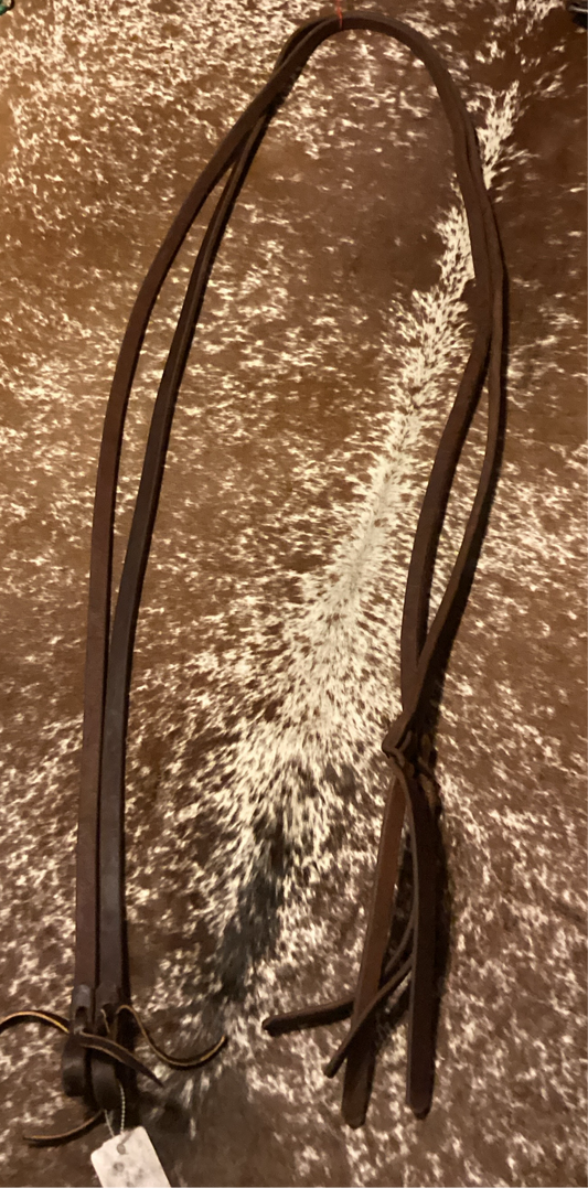 Oiled split reins with quick change ends and popper ends