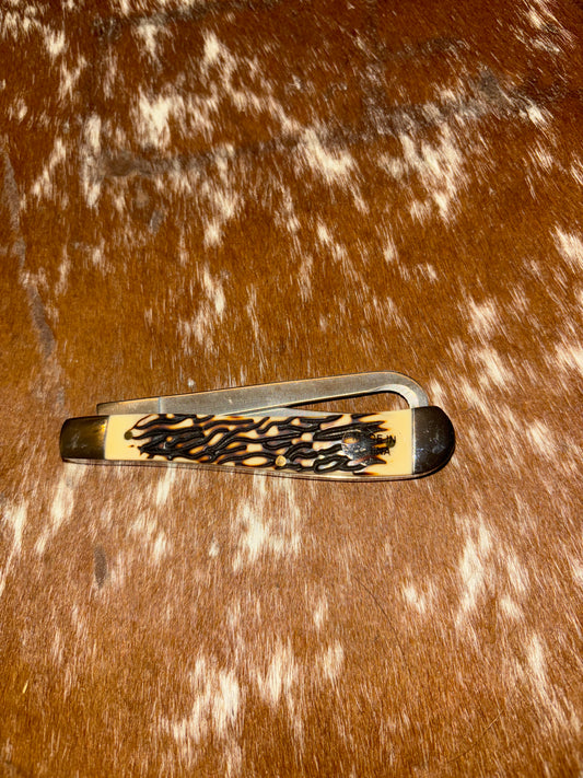 Pocket Knife with Hoof Pick