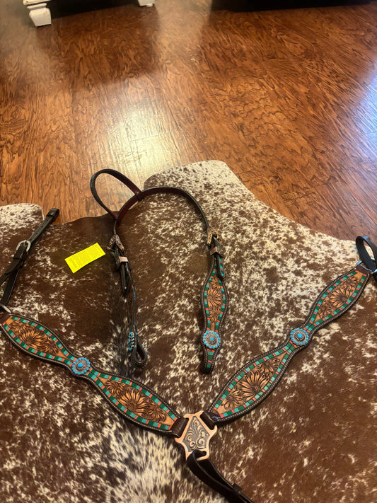 Teal painted tack set